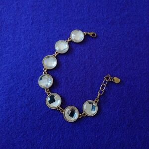 4⃣ Handmade bracelet and bangle